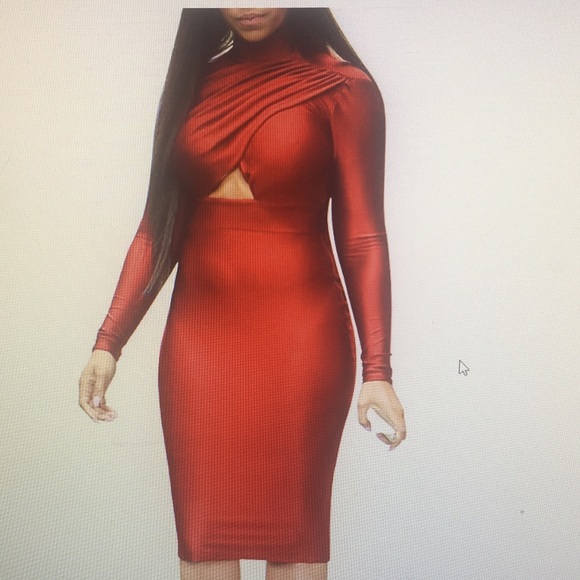 Dresses & Skirts - NWT red midi peekaboo midriff dress. Large.